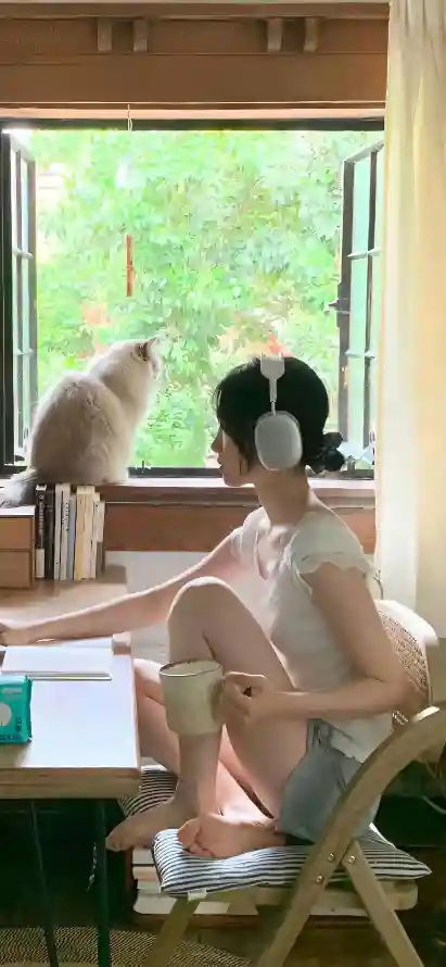 若看到“亚洲精品成人无码在线观看”，别急着点，这些风险要知道